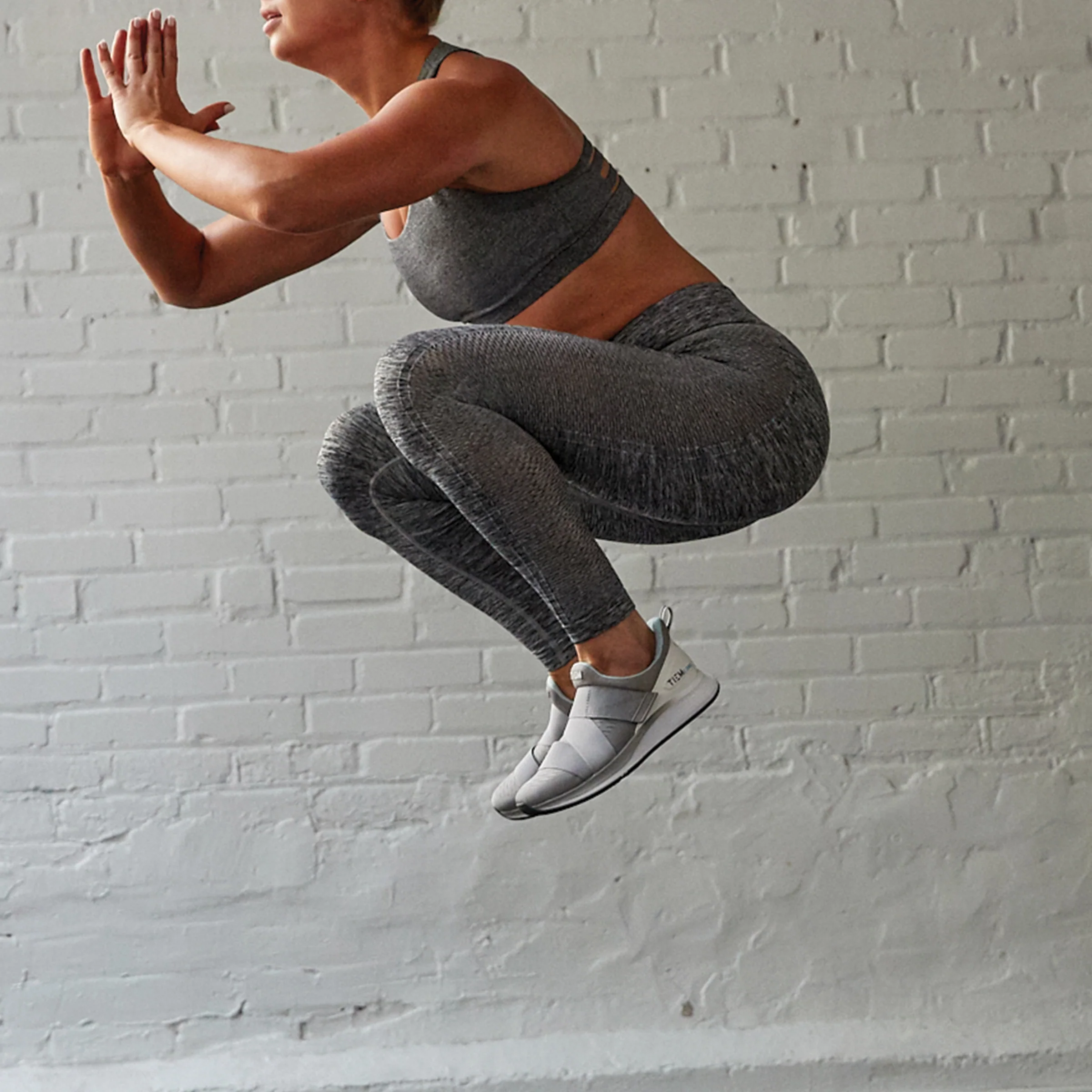 Latus - Cloud Gray - Image 9